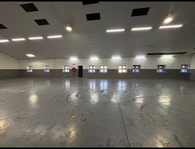 1,054M² FACTORY TO LET IN ATLAS GARDENS